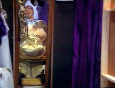 Голая Мария Форд в фильме «Стриптизерша» фото #9