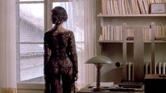 Голая Мария де Медейруш в фильме «Генри и Джун» фото #9