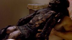 Голая Мария де Медейруш в фильме «Генри и Джун» фото #14