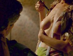 Голая Марсия Кросс в фильме «Женская извращенность» фото #4