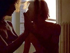 Полностью голая Марушка Детмерс в фильме «Имя: Кармен» фото #8