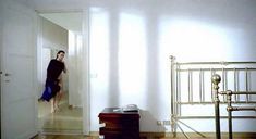 Голая Марушка Детмерс в фильме «Дьявол во плоти» фото #4