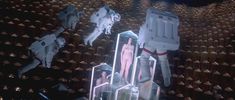 Голая Матильда Мэй в фильме «Жизненная сила»