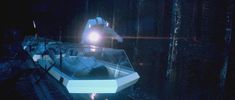 Голая Матильда Мэй в фильме «Жизненная сила»