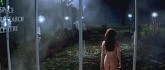 Голая Матильда Мэй в фильме «Жизненная сила»