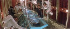 Голая Матильда Мэй в фильме «Жизненная сила»