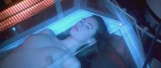 Голая Матильда Мэй в фильме «Жизненная сила»
