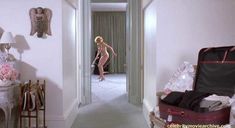 Голая Мелани Гриффит в фильме «Деловая женщина» фото #6