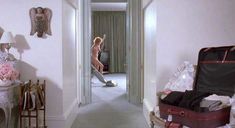 Голая Мелани Гриффит в фильме «Деловая женщина» фото #7