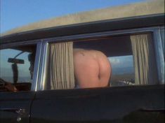 Голая Мелани Гриффит в фильме «Развлекательная поездка» фото #9