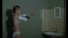 Голая Мелани Лоран в фильме «Последний день» фото #11