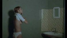 Голая Мелани Лоран в фильме «Последний день» фото #12