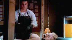 Голая Мелисса Сейджмиллер в фильме «Объект любви» фото #11