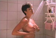 Голая Миа Заттоли в фильме Sinful Temptations