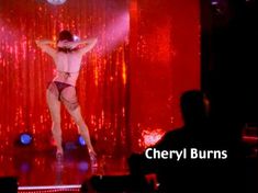 Миа Заттоли засветила грудь в фильме «Убийца с топором» фото #5