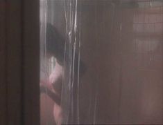 Миа Сара снялась голой в фильме «Черный день, светлая ночь» фото #13