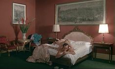 Голая Мимзи Фармер в фильме «Девушка из Триеста»