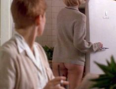 Мира Сорвино засветила грудь в фильме «Норма Джин и Мэрилин» фото #5