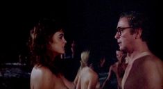 Полностью голая Мишель Джонсон в фильме «Во всем виноват Рио»