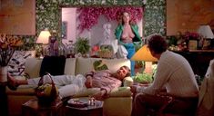 Полностью голая Мишель Джонсон в фильме «Во всем виноват Рио»