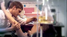 Голая Мишель Майлен в сериале «Секс-хроники» фото #6