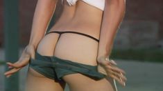 Молини Грин оголилась в сериале «Тайны и секреты личной жизни студентов» фото #2