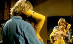 Абсолютно голая Моник ван де Вен в фильме «Турецкие наслаждения» фото #6