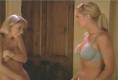 Полностью голая Моника Александр в сериале «Лучший секс в вашей жизни» фото #9