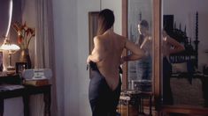 Моника Беллуччи оголила грудь в фильме «Под подозрением» фото #2