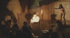 Голая Моран Атиас в фильме «Мать слёз» фото #8