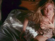 Голая грудь Морин МакКормик в фильме Texas Lightning фото #2