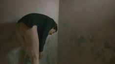 Мэгги Джилленхол оголилась в сериале «Благородная женщина»