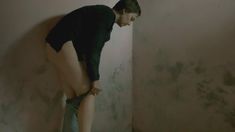 Мэгги Джилленхол оголилась в сериале «Благородная женщина»