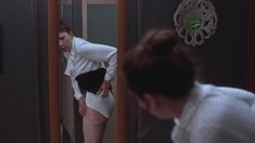 Мэгги Джилленхол снялась голой в фильме «Секретарша» фото #1