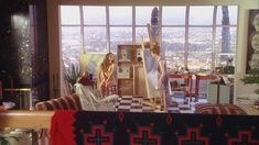 Раздетая Мэделин Стоу в фильме «Короткий монтаж» фото #3