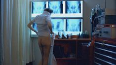 Голая Мэри Воронов в фильме «Поедая Рауля» фото #8