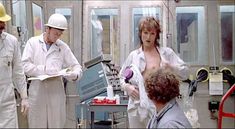 Мэрил Стрип засветила грудь в фильме «Силквуд» фото #2