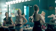 Голая Надежда Востриков в сериале «Плоть и кости» фото #2