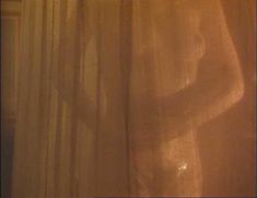 Голая Наоми Уоттс в фильме «Аморальное поведение»