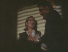 Голая Наоми Уоттс в фильме «Аморальное поведение»