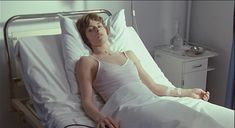 Голая Настасья Кински в фильме «Болезнь любви» фото #13