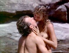 Голая Натали Уэр в фильме «Эммануэль 6» фото #29