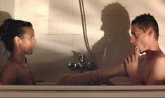 Голая Наташа Амаль в фильме «8 1.2 женщин» фото #1