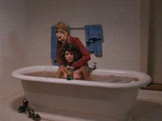 Голая грудь Наташи Грегсон Вагнер в фильме «Нежить» фото #1