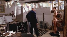 Полностью голая Наташа МакЭлхоун в фильме «Прожить жизнь с Пикассо»