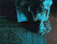 Наташа Ричардсон обнажилась в фильме «Утешение чужаков» фото #6