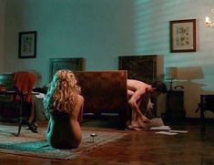 Наташа Ричардсон обнажилась в фильме «Утешение чужаков» фото #9