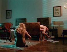 Наташа Ричардсон обнажилась в фильме «Утешение чужаков» фото #10