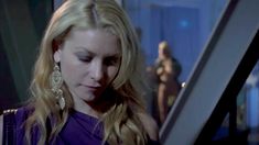 Голая Никки Торн в сериале «Жизнь на вершине» фото #8