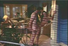 Голая Никки Фриц в фильме Nightcap фото #40